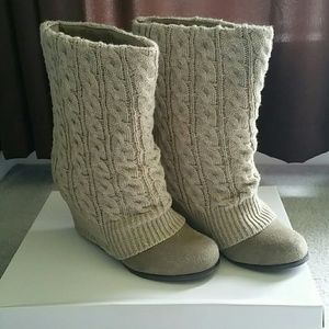 Steve Madden Aspenn Sweater boots